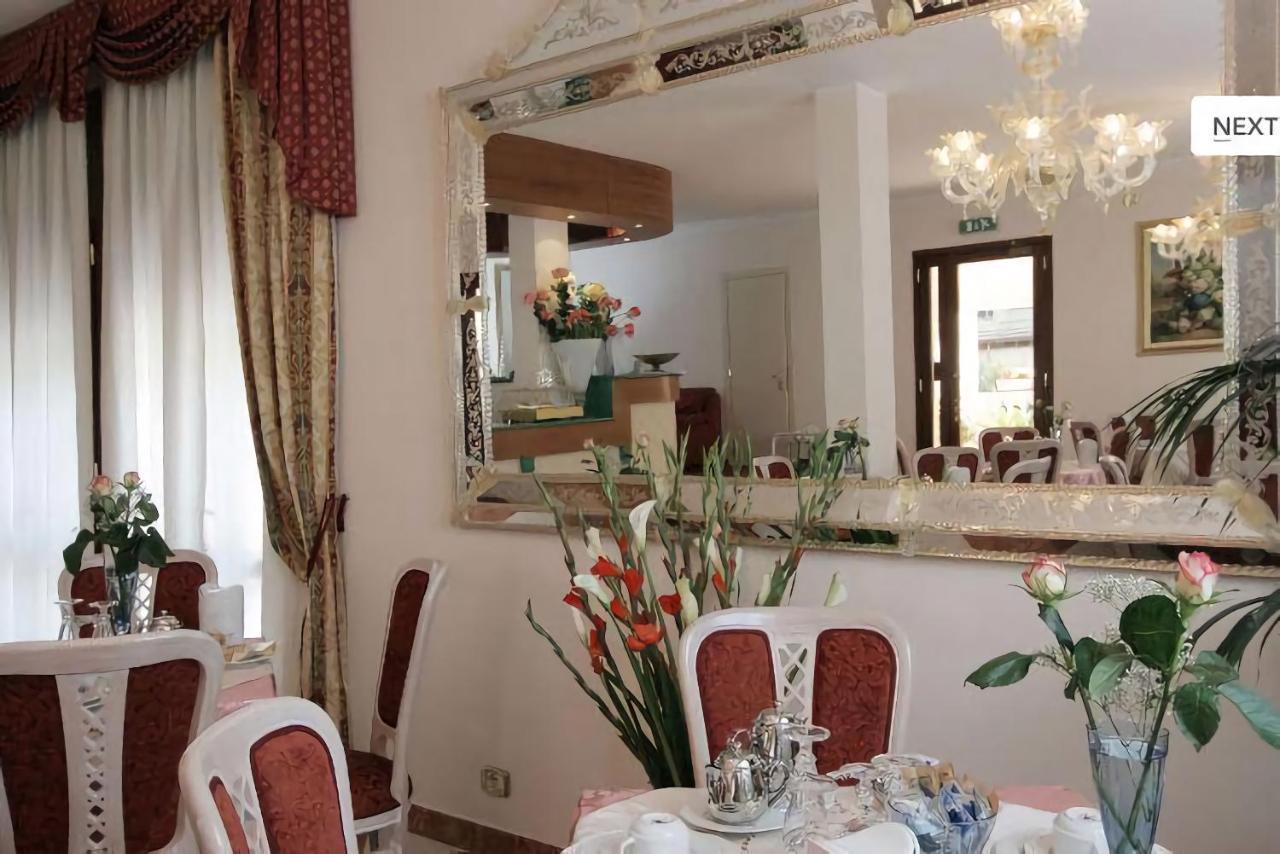Nice Hotel Mestre Buitenkant foto