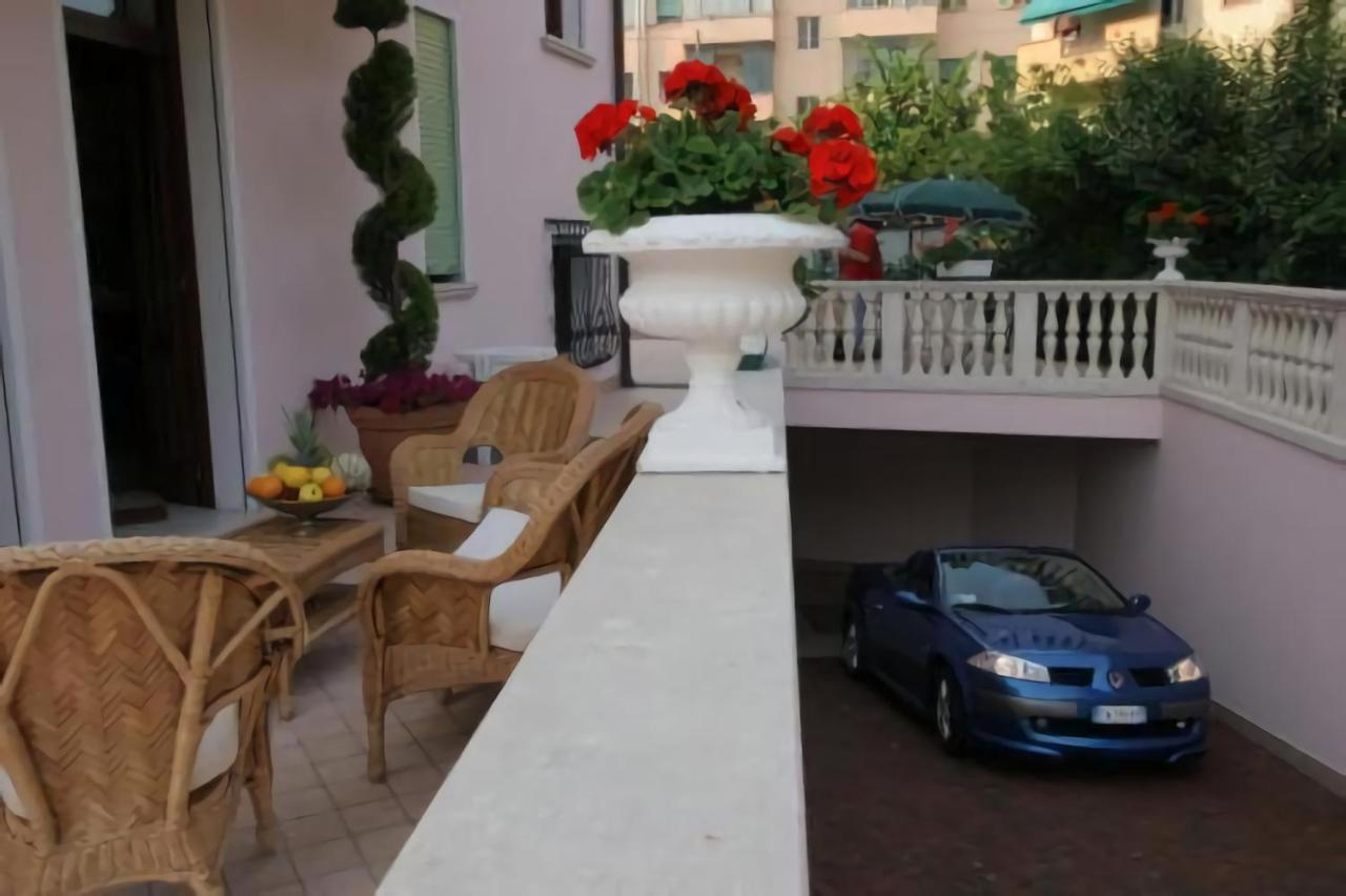 Nice Hotel Mestre Buitenkant foto